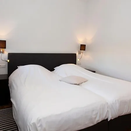 Hotel Restaurant-hotel De Watergeus 3*
