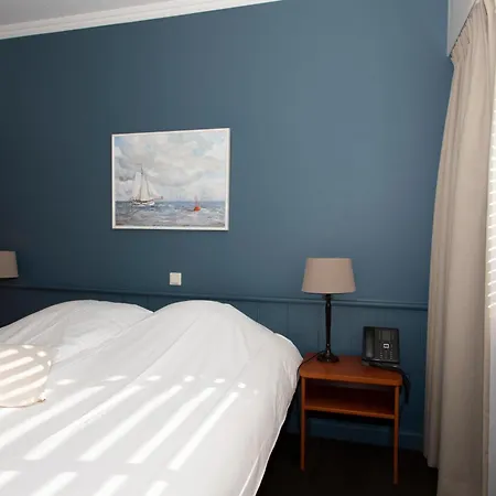 Restaurant-hotel De Watergeus 3*