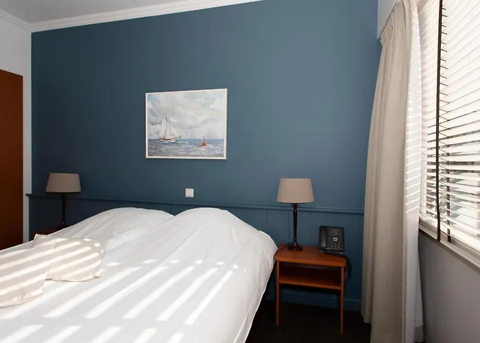 Restaurant-hotel De Watergeus 3*